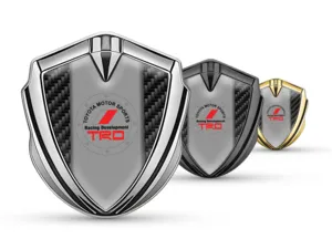 Toyota Haut Gamme Voiture Logo Badges Course Look Brillant